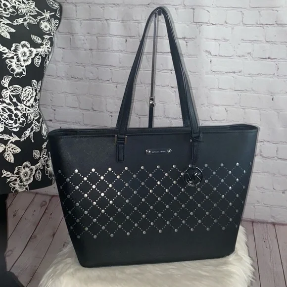 Michael Kors VIOLET Carryall Tote/MONEY PIECES Continental Wallet 2pc Set